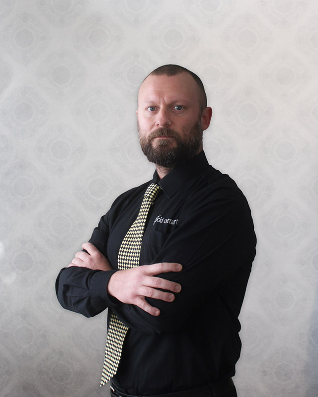 Samuel Gilderdale - Room Staff